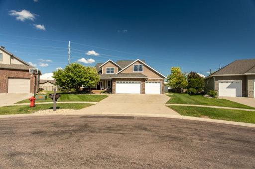4180 58th Street S, Fargo, ND 58104