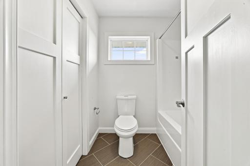 2nd Floor Bath