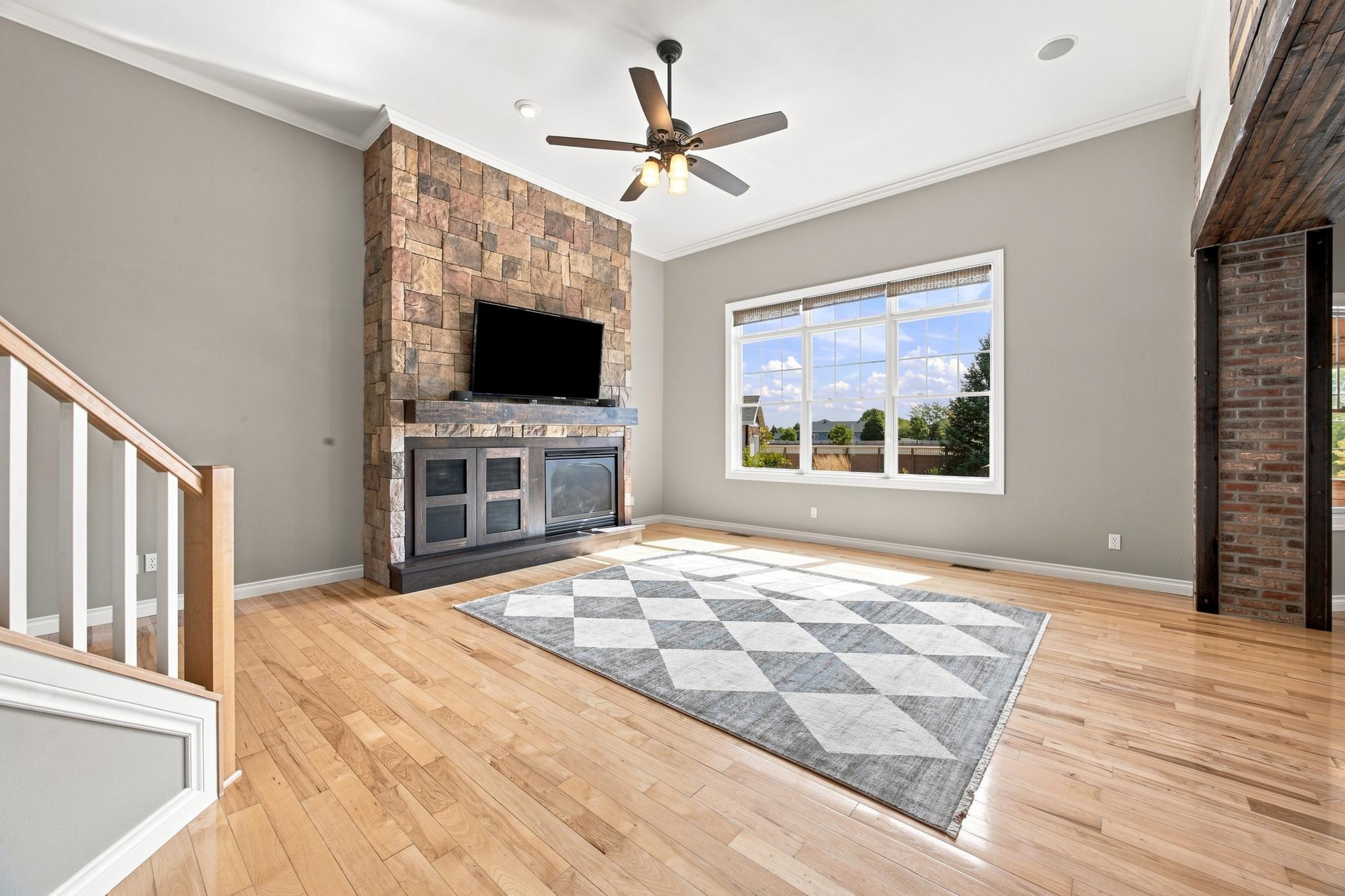 Living room 2