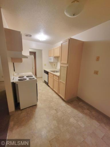 River Falls, WI 54022