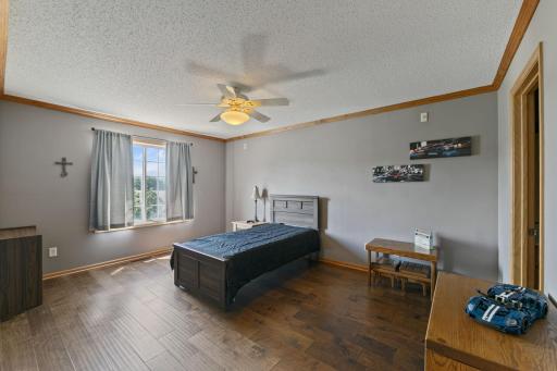7422 Timber Crest Drive S, Cottage Grove, MN 55016