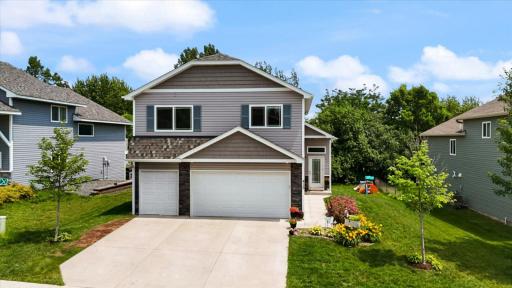 415 Willow Creek Parkway, Buffalo, MN 55313