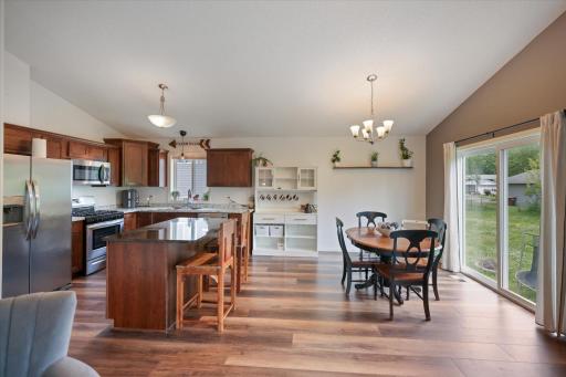 415 Willow Creek Parkway, Buffalo, MN 55313