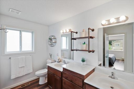 415 Willow Creek Parkway, Buffalo, MN 55313