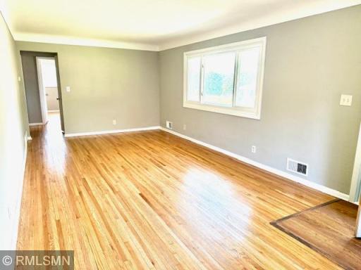114 20th Avenue N, South Saint Paul, MN 55075