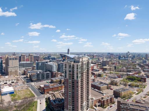 Minneapolis, MN 55404