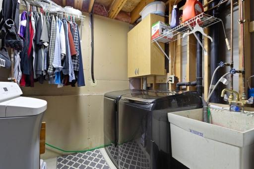 New washer & dryer (2017) , new water heater (2018).