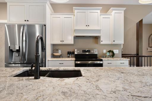 2865 Northridge Lane NE, Owatonna, MN 55060