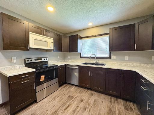 117 3rd Street NE, Barnesville, MN 56514