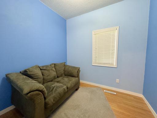 117 3rd Street NE, Barnesville, MN 56514