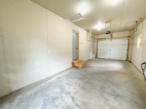 117 3rd Street NE, Barnesville, MN 56514