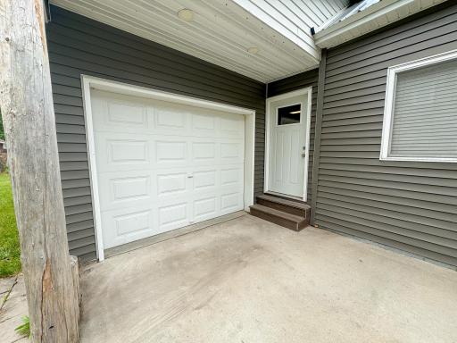 117 3rd Street NE, Barnesville, MN 56514