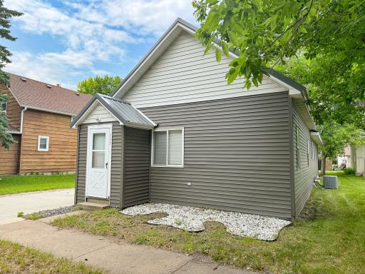117 3rd Street NE, Barnesville, MN 56514