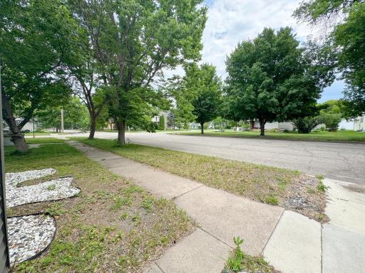 117 3rd Street NE, Barnesville, MN 56514