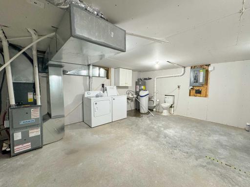 117 3rd Street NE, Barnesville, MN 56514