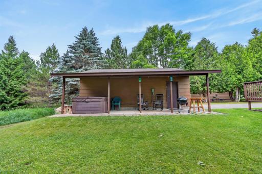 1430 NW 9th Street, Grand Rapids, MN 55744