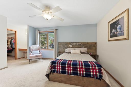 4067 Stockdale Drive, Vadnais Heights, MN 55127