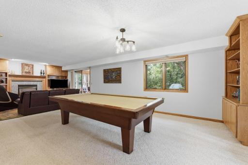 4067 Stockdale Drive, Vadnais Heights, MN 55127