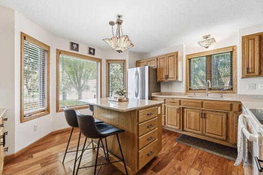 4067 Stockdale Drive, Vadnais Heights, MN 55127