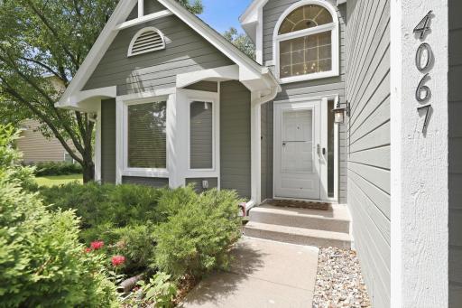 4067 Stockdale Drive, Vadnais Heights, MN 55127
