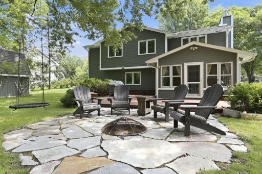 4067 Stockdale Drive, Vadnais Heights, MN 55127