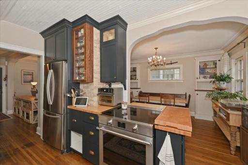 3909 W 5th Street, Duluth, MN 55807