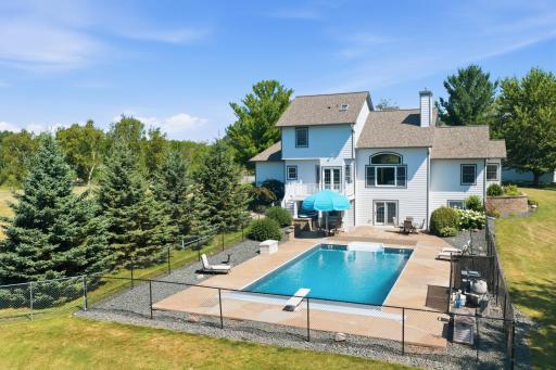Pool- Inground, Newer Auto Cover & Liner.