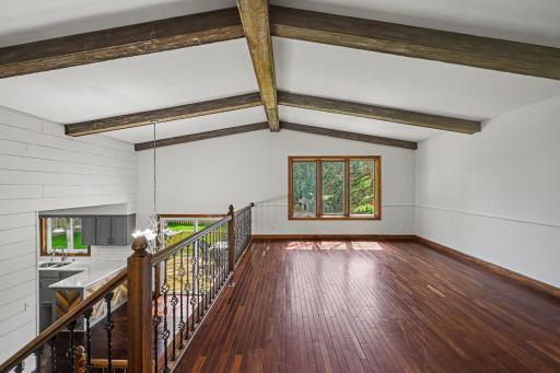 1950 Timber Wolf Trail N, Eagan, MN 55122