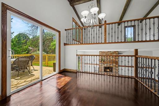 1950 Timber Wolf Trail N, Eagan, MN 55122