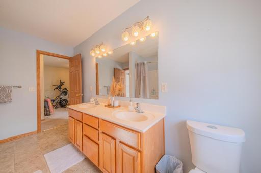 3775 Hazel Trail, G, Woodbury, MN 55129