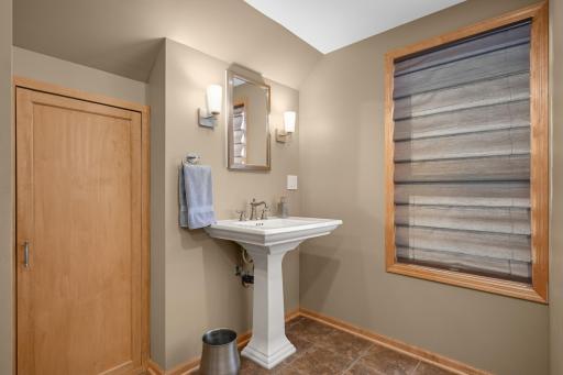 4216 Utica Avenue S, Minneapolis, MN 55416