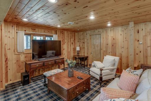 7181 Baywood Drive NW, Walker, MN 56484