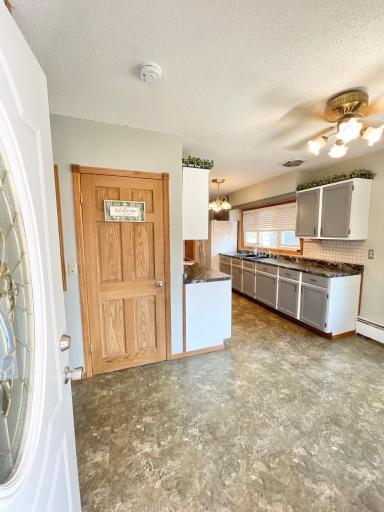 18 S Paffrath Avenue, Springfield, MN 56087
