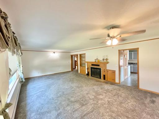 18 S Paffrath Avenue, Springfield, MN 56087