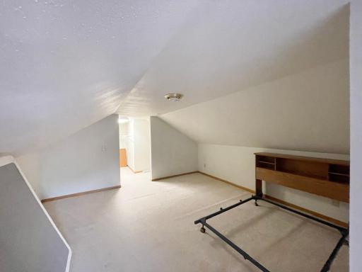 18 S Paffrath Avenue, Springfield, MN 56087