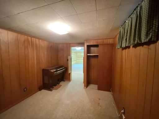 18 S Paffrath Avenue, Springfield, MN 56087