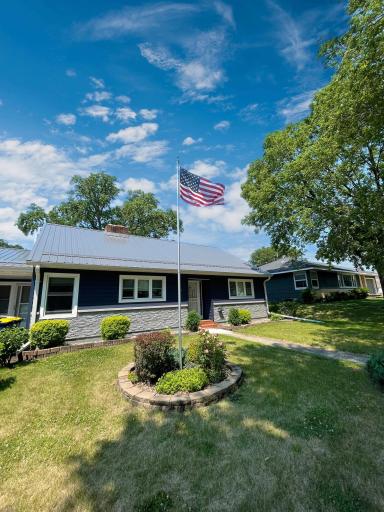 18 S Paffrath Avenue, Springfield, MN 56087