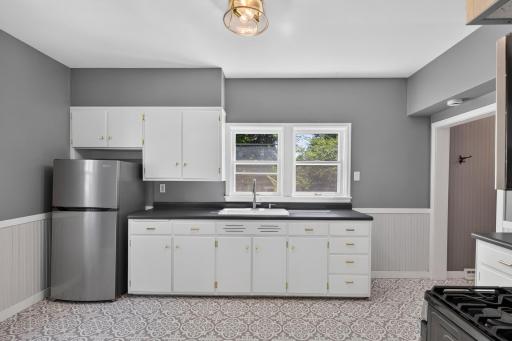 1921 Broadway Street N, Stillwater, MN 55082