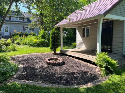 1921 Broadway Street N, Stillwater, MN 55082
