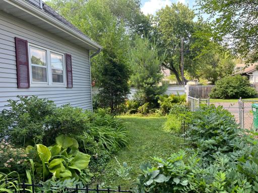 1921 Broadway Street N, Stillwater, MN 55082