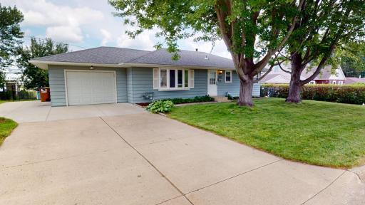 1402 Marie Avenue, Albert Lea, MN 56007