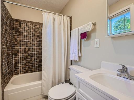 431 Goodhue Street, Saint Paul, MN 55102