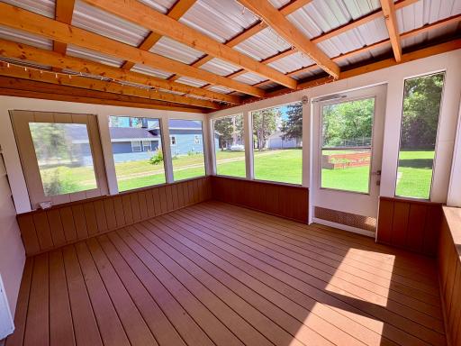 Back 3 season porch