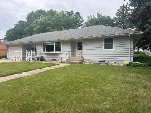 185 10th Street, Tracy, MN 56175