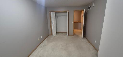 Woodbury, MN 55129