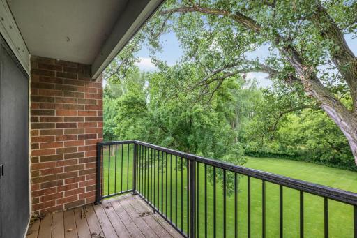 4 Pine Tree Drive, 321, Saint Paul, MN 55112
