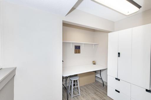 1632 Flickertail Circle S, Fargo, ND 58103