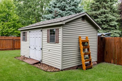 1632 Flickertail Circle S, Fargo, ND 58103