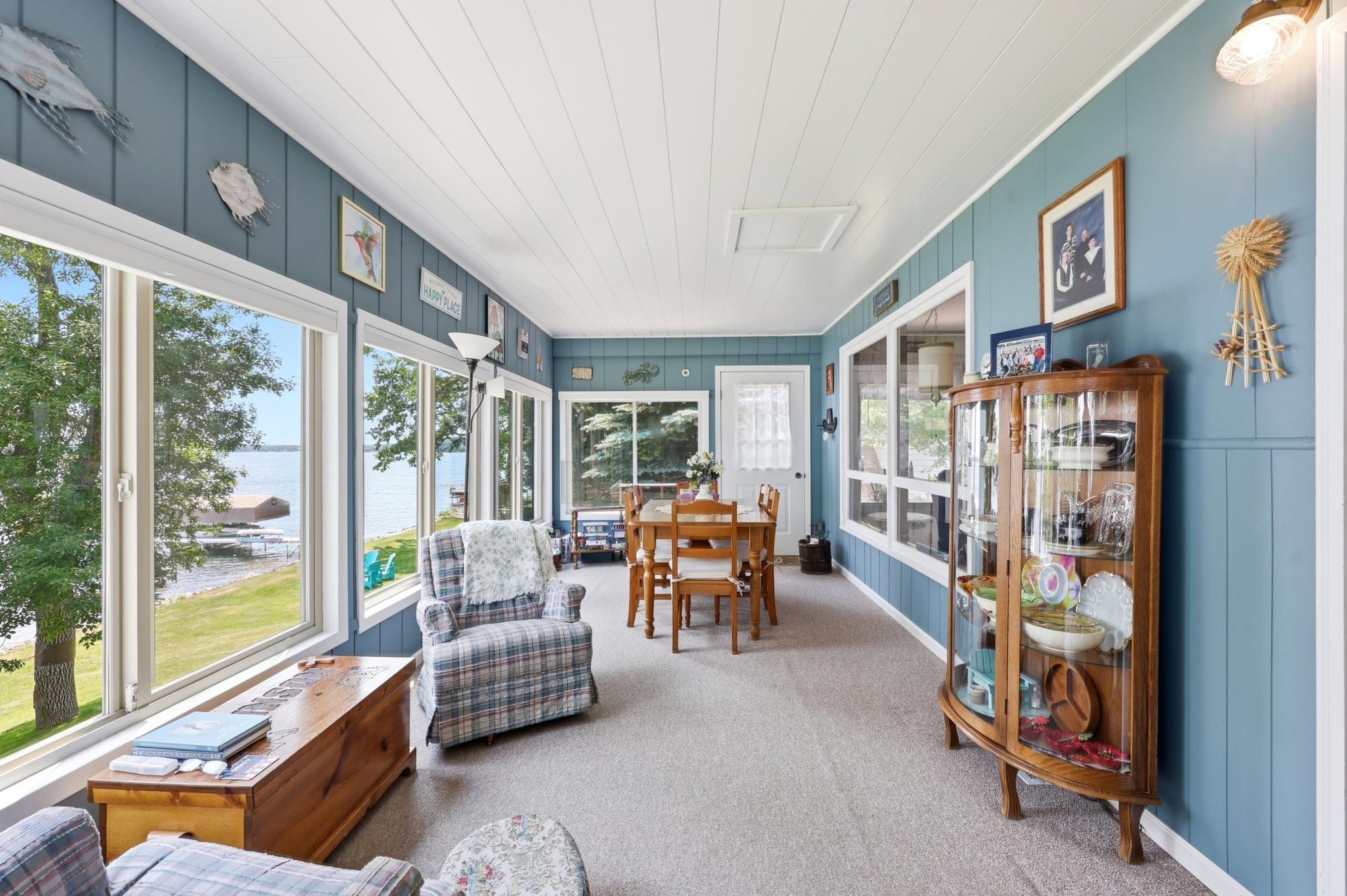Perfect 4 season Porch - Main Level