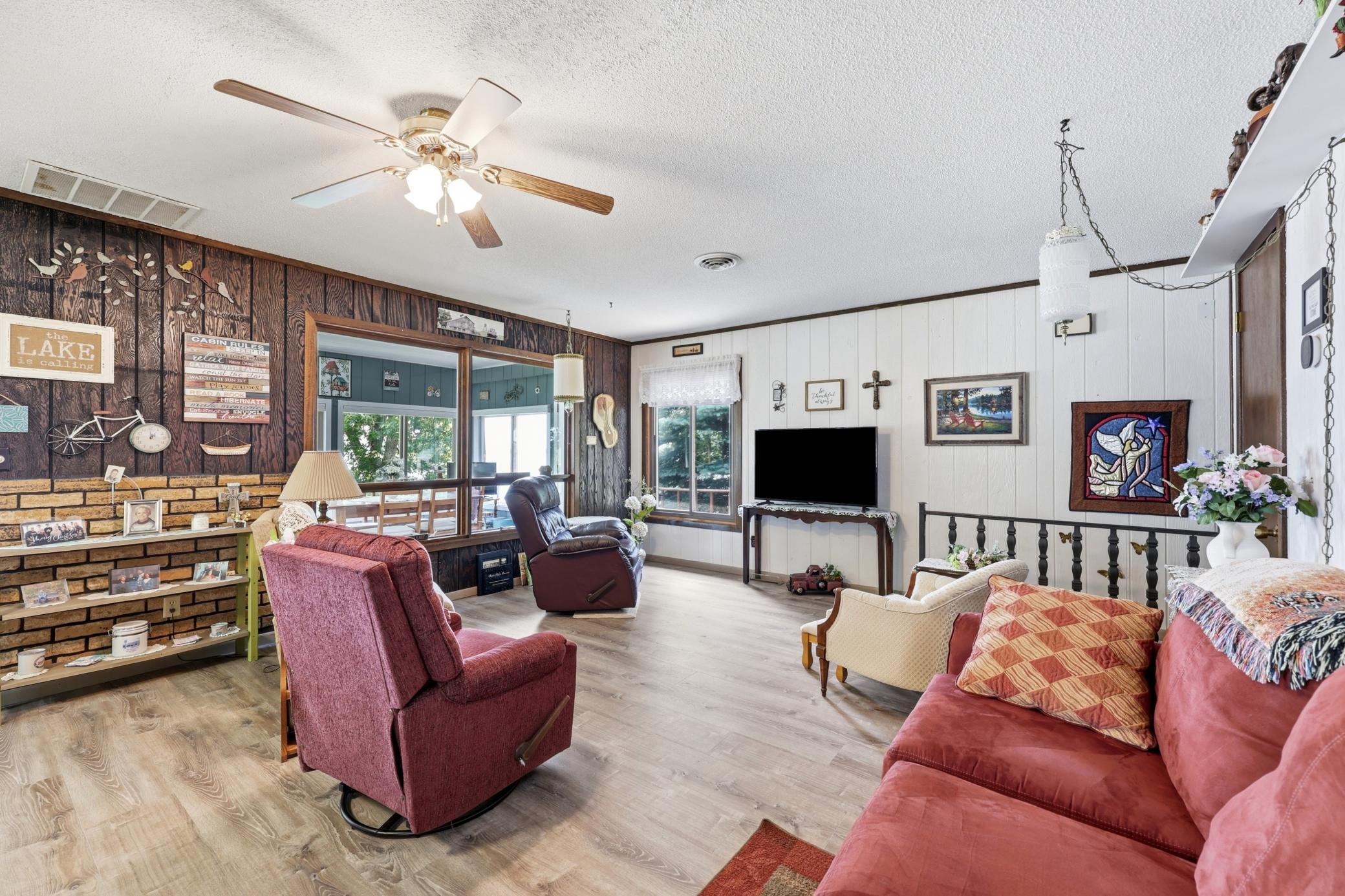 Main Room - Living / Dining